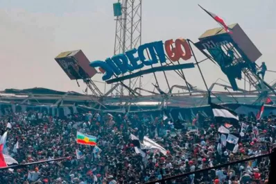 Impresionante video: el derrumbre del techo del estadio de Colo Colo