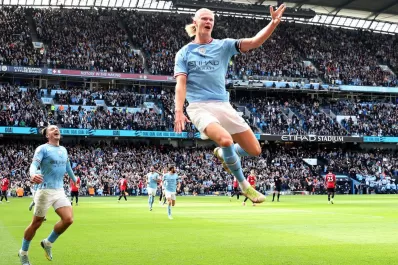 Con un Haaland imparable, el City apabulló al United en el clásico de Manchester