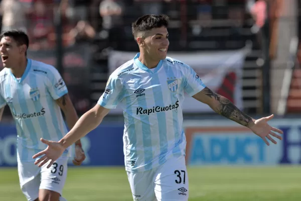 Mirá el gol de cabeza de Coronel que animó a Atlético Tucumán en Paraná