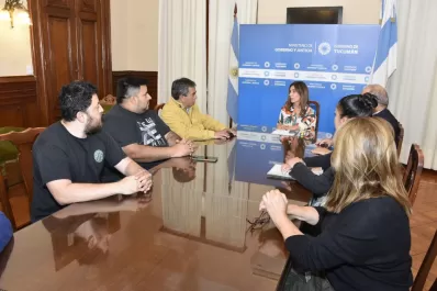 El Gobierno comenzó la ronda de diálogo con los gremios para revisar paritarias