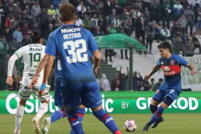 Sarmiento le sacó el triunfo a Tigre en los últimos minutos