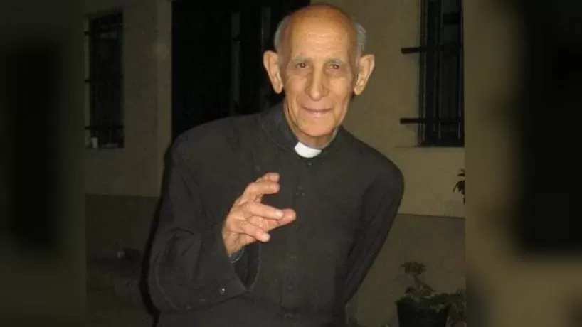 LEGADO Y MISIÓN. El padre Martín ejerció su sacerdocio durante 45 años en la Arquidiócesis de Tucumán. facebook padre martin martin