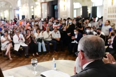 La Provincia adelantará el pago de la última cuota de las paritarias 2022