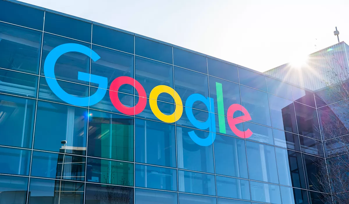 MEDIDA. Google quitó más de 6.000 millones de sitios de su buscador porque llevaban a contenido pirata.