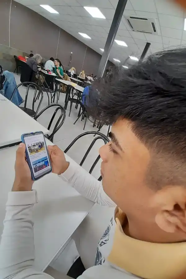 Cuatro generaciones, cuatro formas de leer LA GACETA