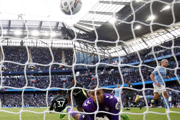 Con Haaland imparable, Manchester City volvió a golear en la Premier League