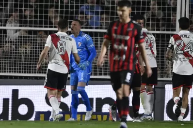 River fue más que Patronato y se prendió en la pelea por el torneo