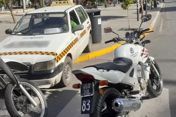 Un taxista circulaba por el microcentro con más de dos gramos de alcohol en sangre