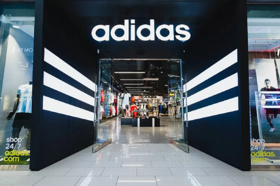 Oferta laboral: Adidas suma trabajadores y ofrece sueldos de hasta $ 250.000