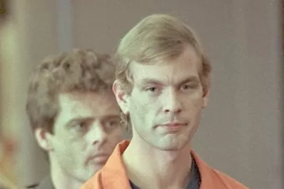 Seis datos que Netflix prefirió no contar sobre el caníbal Jeffrey Dahmer