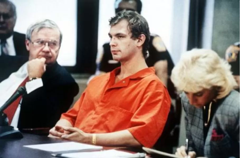 La madre de una de las víctimas de Jeffrey Dahmer se manifestó en contra de la serie