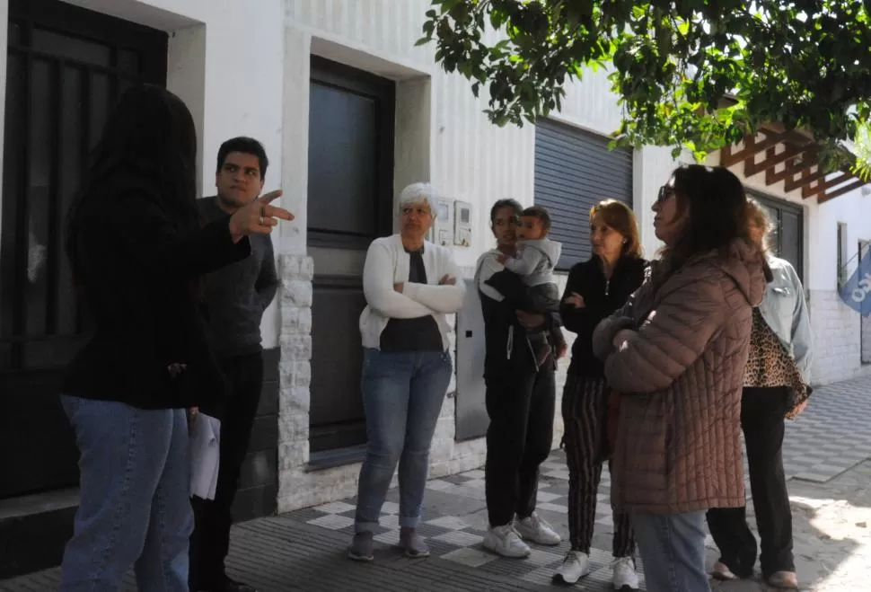 PREOCUPACIÓN. Los vecinos sólo quieren una solución para las cloacas. 