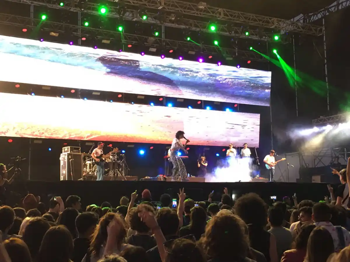 Zoe Gotusso, la cantante y compositora cordobesa de pop y bossa