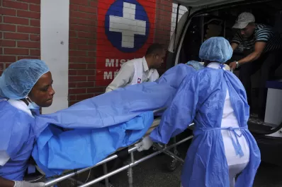 Veinte muertos y 15 heridos al volcar un ómnibus en Colombia