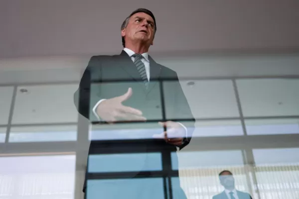 Bolsonaro pide que la Policía investigue a las encuestadoras