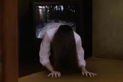 Entre un filme polaco y un clásico nipón del terror