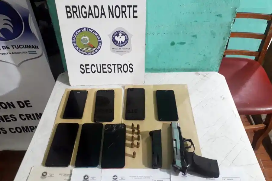 ARMA encontrada en la casa de la Viuda Negra. 