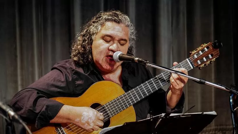 PROTAGONISTA. Luis Hoyos es uno de los ocho guitarristas que actuarán. 