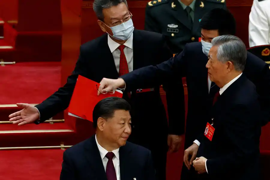 SIN EXPLICACIÓN. El Gobierno chino no emitió aún su versión sobre la salida de Hu Jintao del Congreso del Partido Comunista.