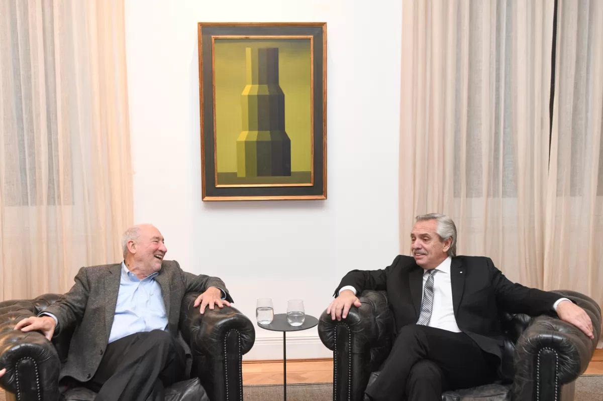 Alberto Fernández recibió a Joseph Stiglitz en la Quinta de Olivos