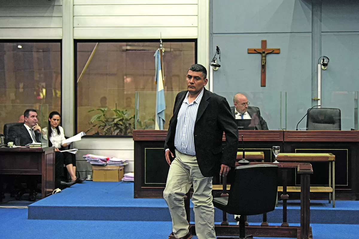 SILENCIO. El subcomisario Rubén Héctor Montenegro se abstuvo de declarar en la primera audiencia.