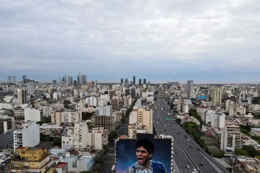 Homenaje a Maradona: inaugurarán el mural más grande del mundo con su imagen