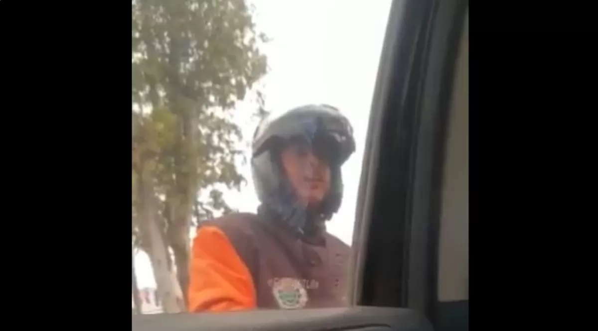 Video: un agente de tránsito le pidió una coima de $ 3.500 a un jubilado