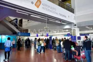 El Presupuesto 2023 prevé un impuesto extra para pasajes aéreos: de cuánto será