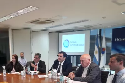 Legisladores firmaron un acuerdo interpolítico para fomentar el trabajo y la amistad social