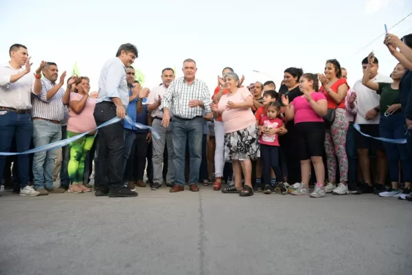 Aguilares: Jaldo inauguró obras financiadas por el BID