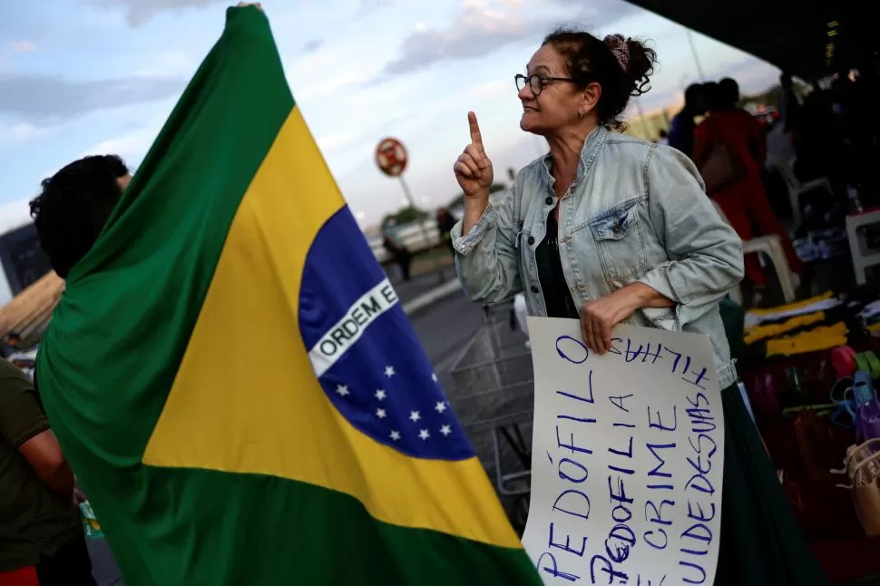 TENSIÓN. Seguidores de Lula se pelean a gritos con los de Bolsonaro. REUTERS