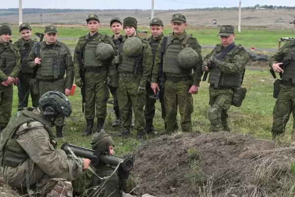 El Gobierno ruso aseguró que reclutó 300.000 reservistas para luchar en Ucrania