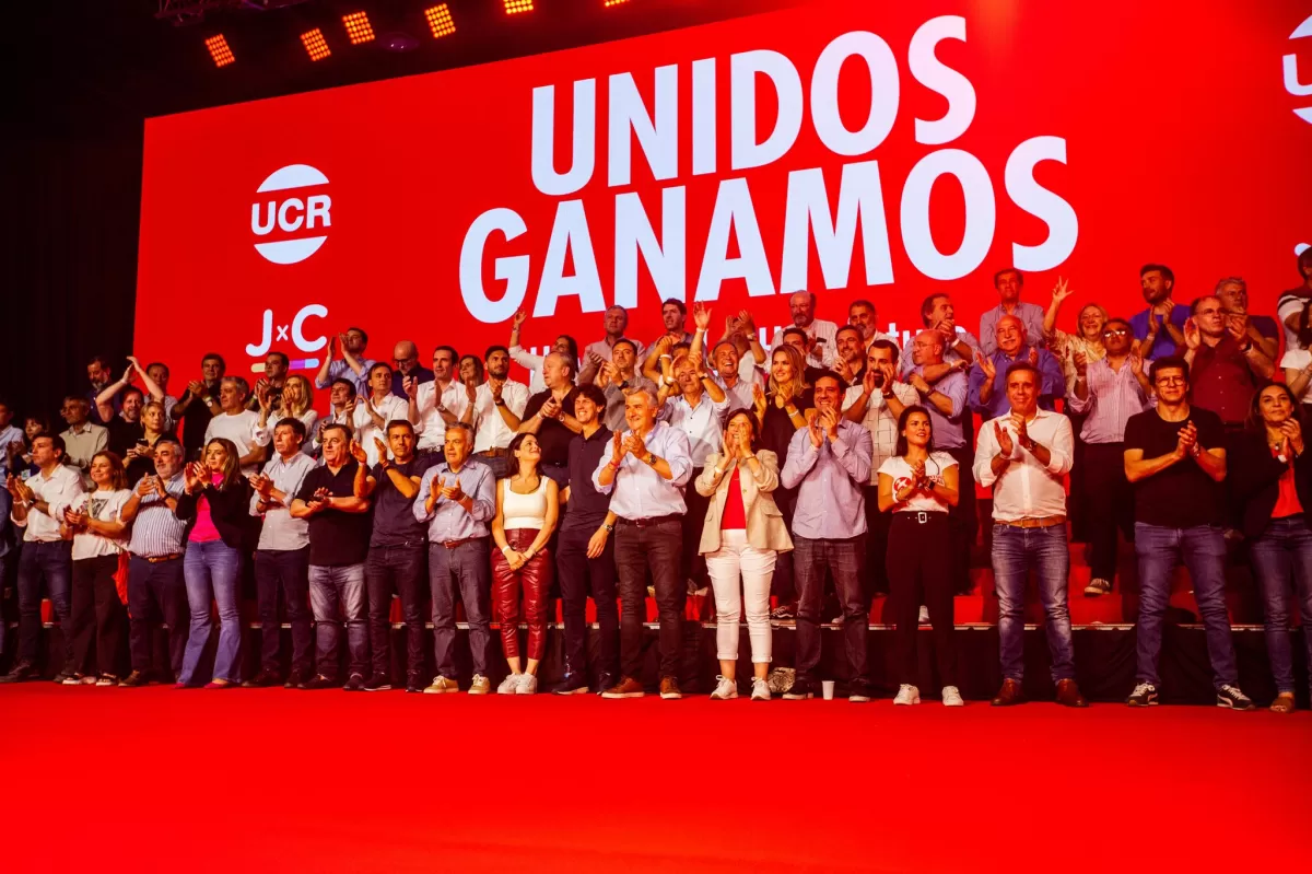 La UCR nacional se mostró unida y le envió un mensaje a Mauricio Macri