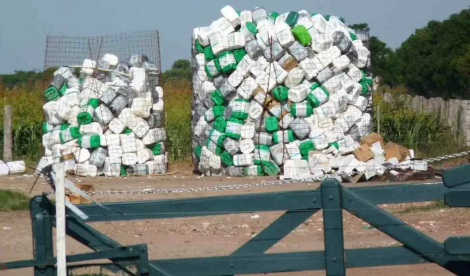 TAREA. CampoLimpio recuperó más de 6 millones de kilos de plástico provenientes de envases vacíos de fitosanitarios.  