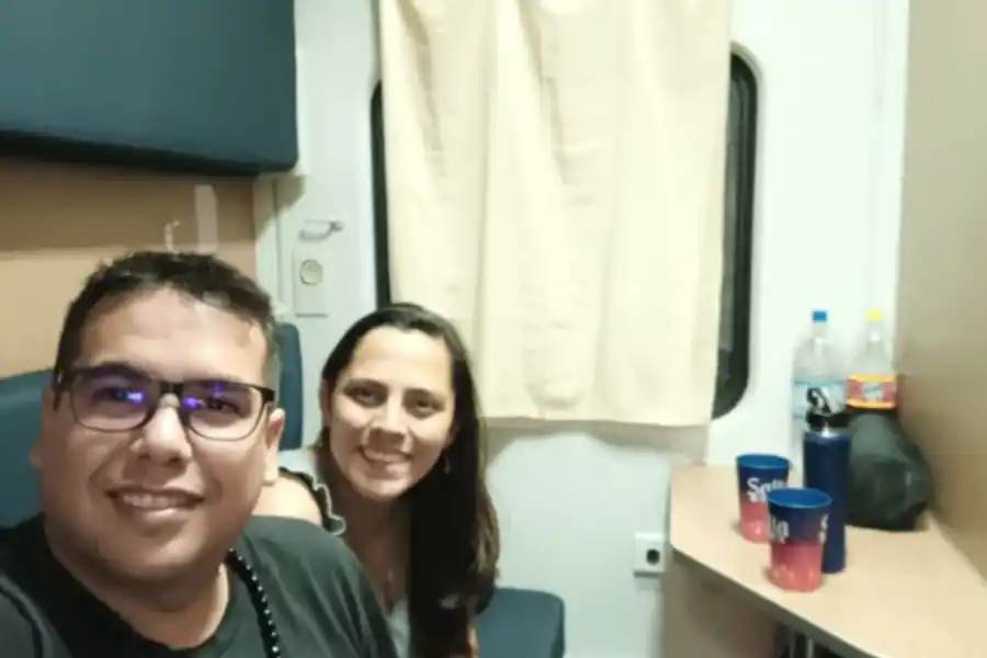 Sebastián y Gabriela se comprometieron en el recital de Coldplay