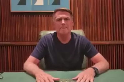 Caos en Brasil: Bolsonaro pidió a sus seguidores abandonar las rutas