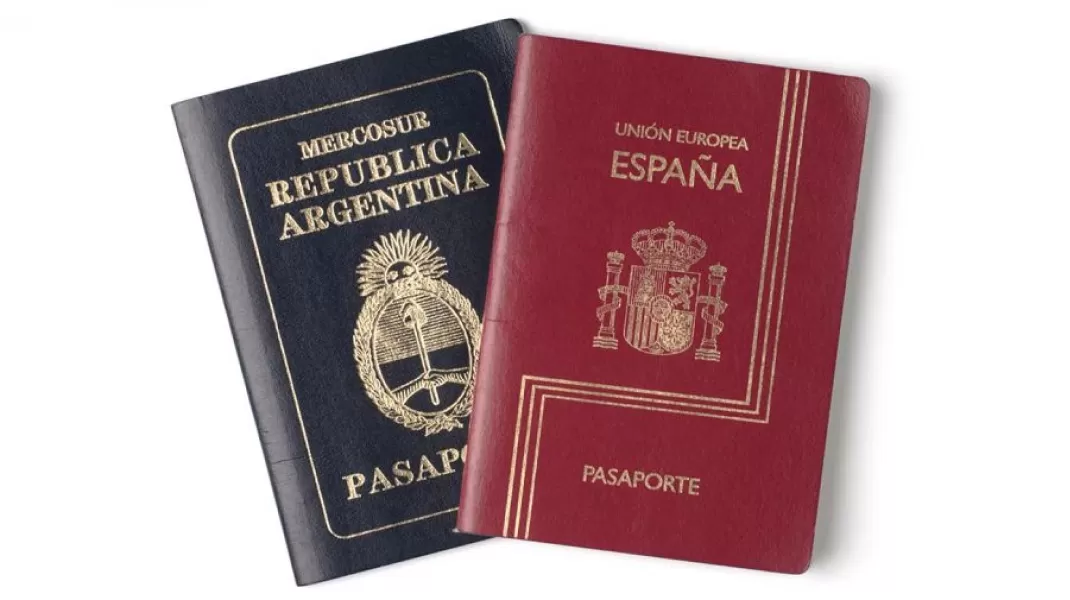 Ley de nietos: las nueve preguntas más frecuentes que tienen los argentinos a la hora de tramitar la ciudadanía española