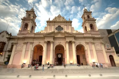 Dos mujeres afirman que presenciaron un exorcirsmo en la Catedral de Salta