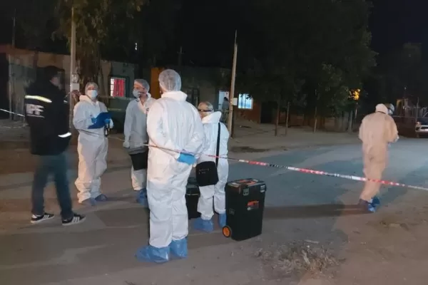 Filicidio: la agente habría pensado matar al padre del niño asesinado a quemarropa