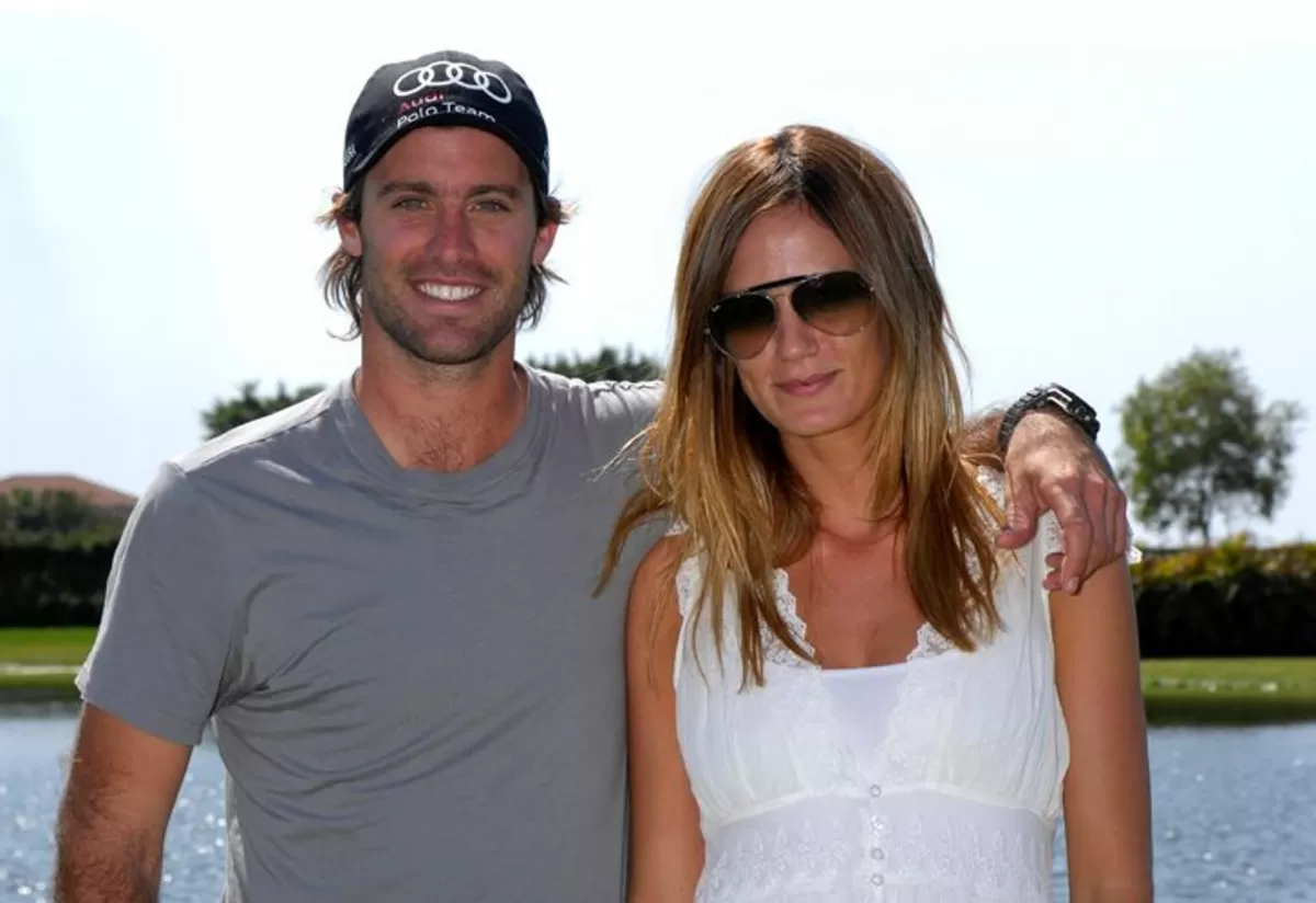 LA EX PAREJA. Facundo Pieres y Paula Cháves.