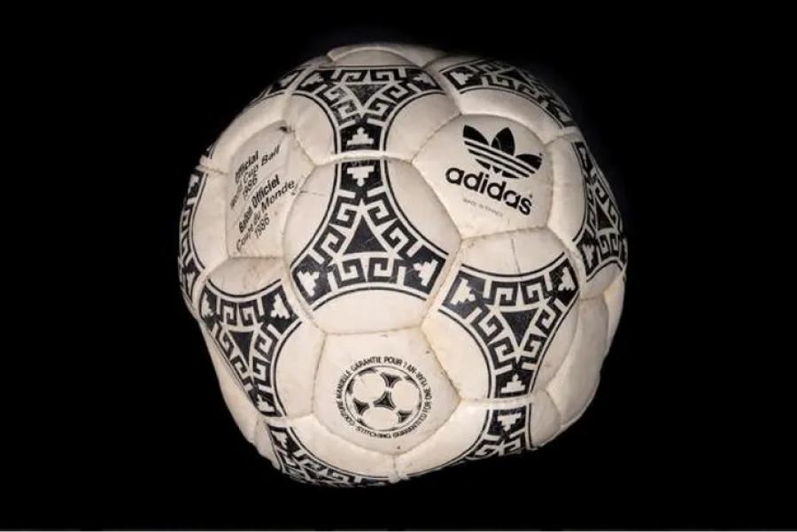 La mano de Dios: subastarán la pelota que usó Maradona en el gol contra los ingleses