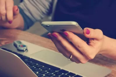 Cómo las mujeres pueden integrarse al sistema financiero con las fintech