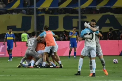 Reviví la consagración de Racing en el Trofeo de Campeones en una escandalosa final ante Boca