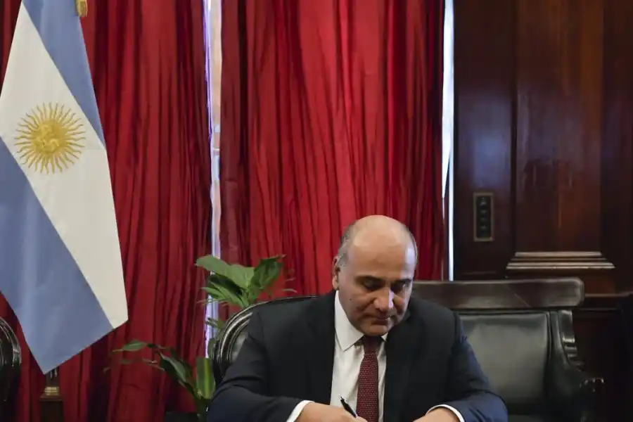 ¿VUELVE A TUCUMÁN? Las versiones indican que Juan Manzur dejaría la Jefatura de Gabinete de la Nación para retornar a la Gobernación entre enero y febrero de 2023. Foto de Twitter @JuanManzurOK