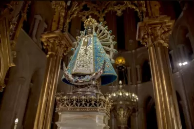 En peregrinación, llega la Virgen de Luján