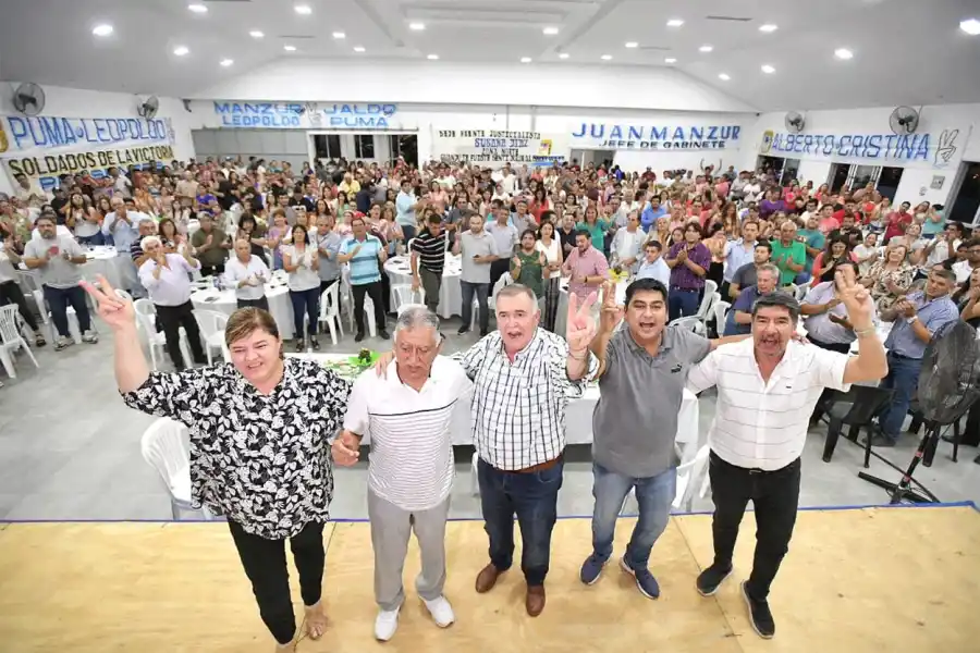 Dimes y diretes: el radical Cano con nuevo trabajo y los paseos de Jaldo por tierras manzuristas