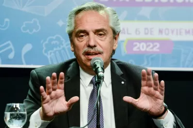 ¿Qué es la gastritis erosiva, la afección que tuvo Alberto Fernández?