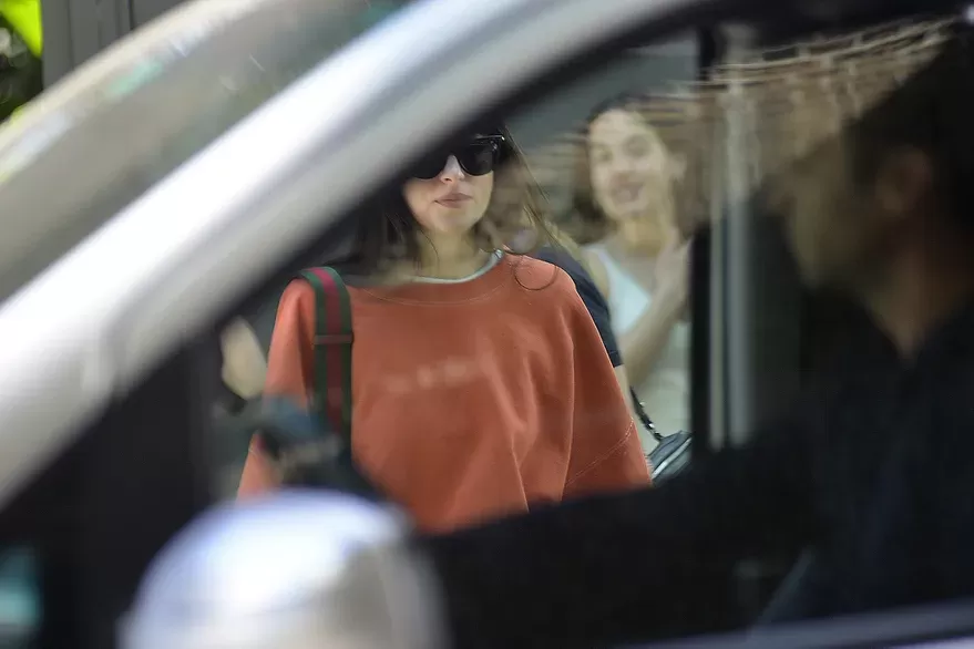 Dakota Johnson y Chris Martin almorzaron en un restaurante de Palermo