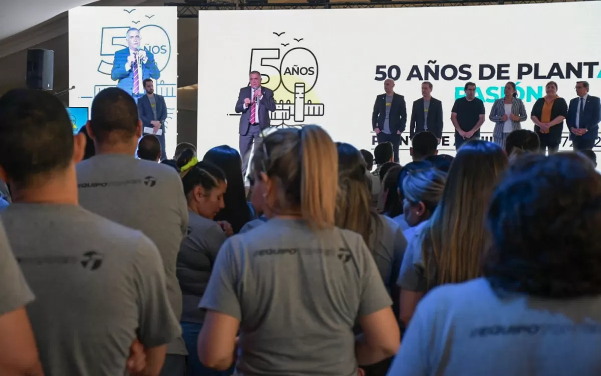 Osvaldo Jaldo celebró los 50 años de Topper Argentina