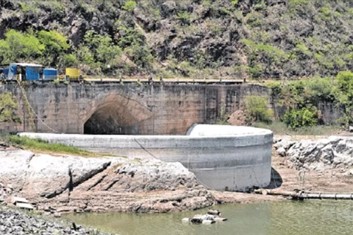 Crece la preocupación oficial por la falta de agua en los diques Escaba y El Cadillal